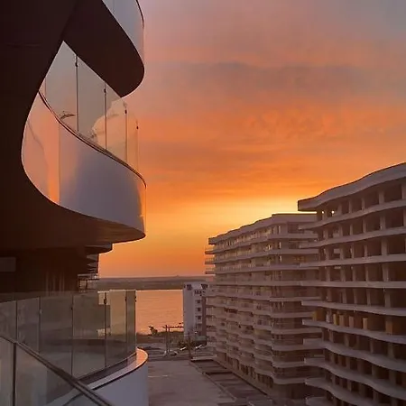 Casa Del Mar Apartment