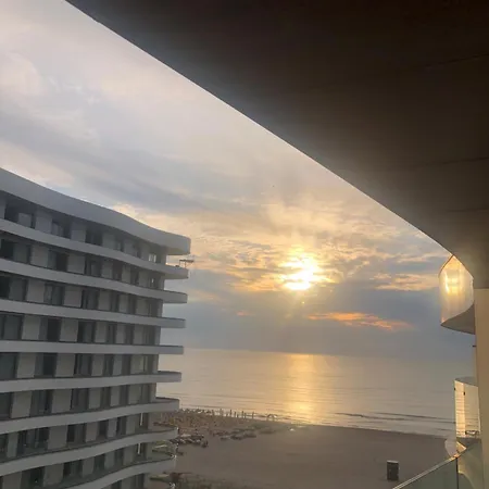 Casa Del Mar